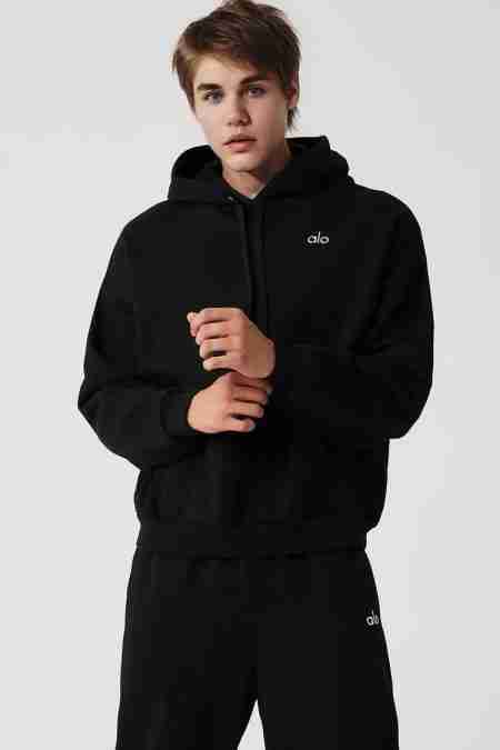 Accolade Hoodie Black