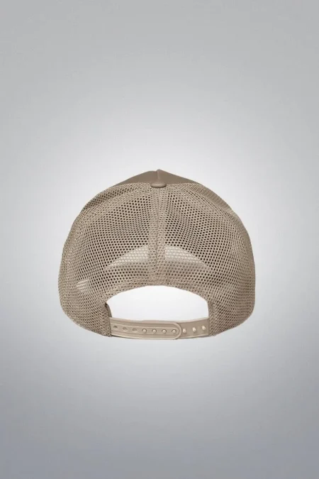 Alo Yoga Trucker Hat back